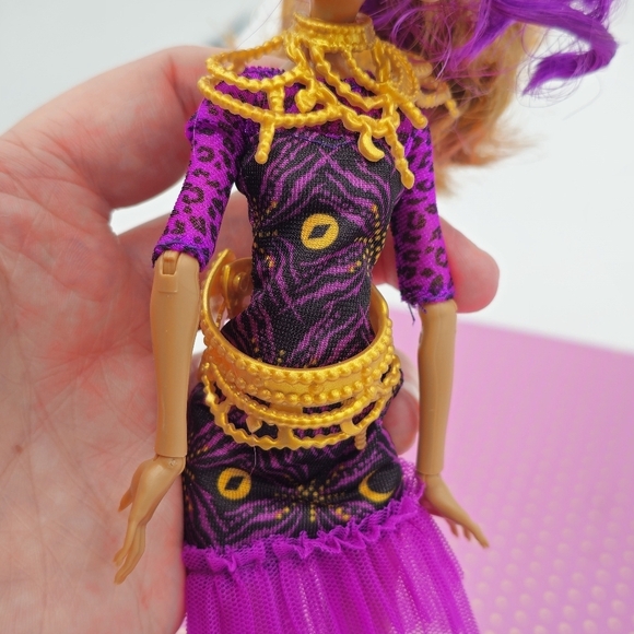 Mattel Monster High Frights Camera Action Clawdeen Wolf Doll - Picture 6 of 7